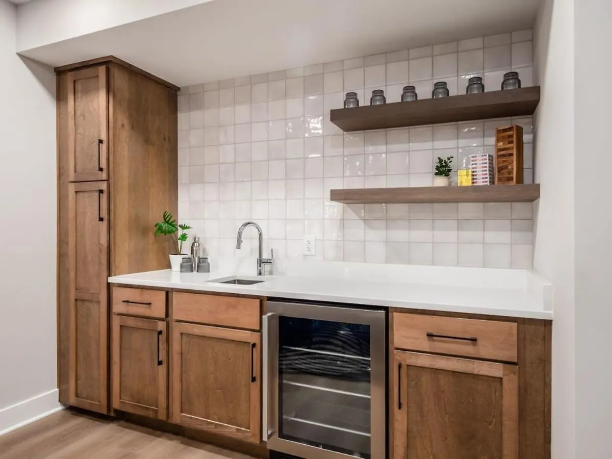 Holiday home Chateau In The Village - Brand New 3Bd 5Ba Columbus