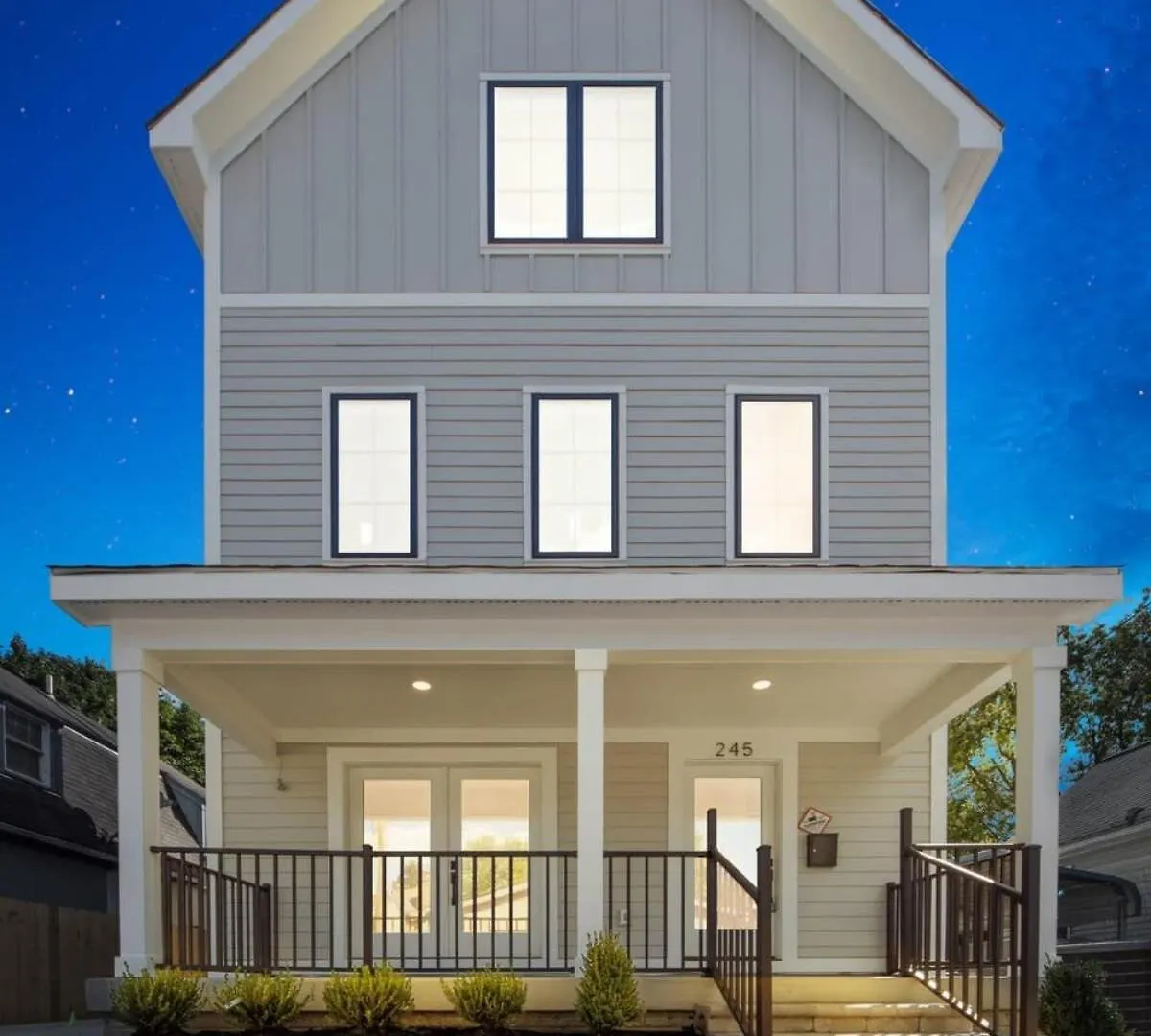 Holiday home Chateau In The Village - Brand New 3Bd 5Ba Columbus